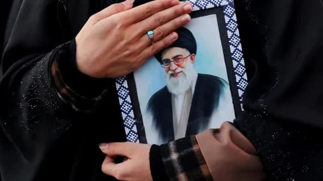 विचार: वैश्विक संकट बढ़ाने वाला युद्ध, ईरान में सत्ता परिवर्तन के संकेत नहीं